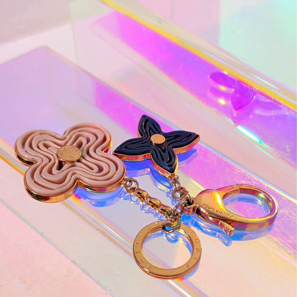 Louis Vuitton Women's Metal Charm Key Chain, Flower Logo, Gold/Black/Beige